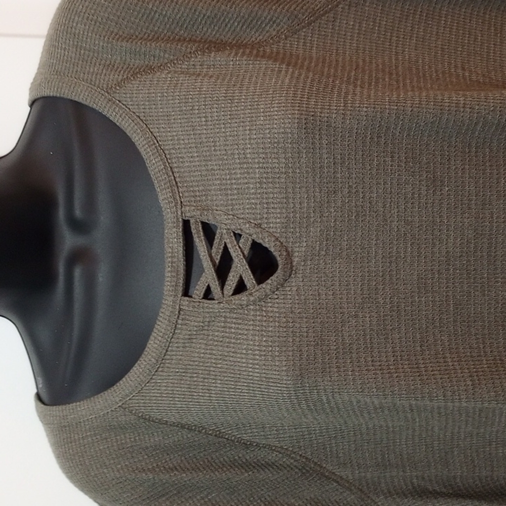 Women's casual top - Picture 2 of 6